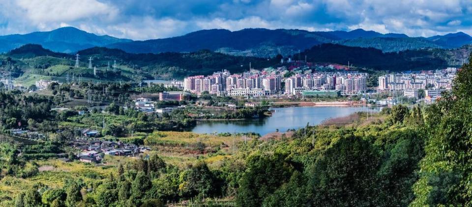 中国适合旅居养老的有六座城，夏天和冬天各三座，你最喜欢哪一个_腾讯新闻