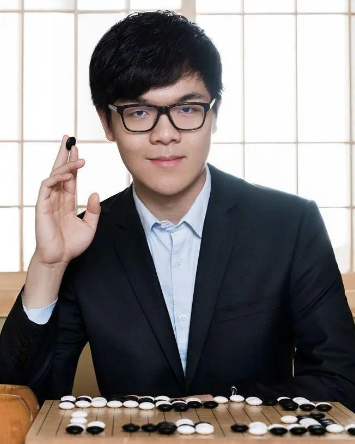 绝地反弹柯洁戏剧性终极逆转丁浩时隔10年再度率队登顶围甲