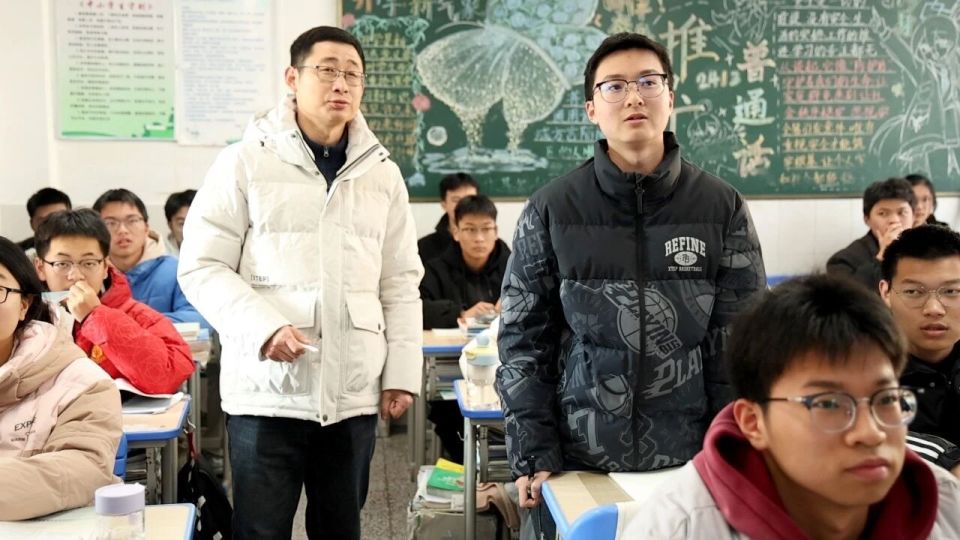 六安二中教师张伟龙用物理"魔法"唤醒学生成长能量