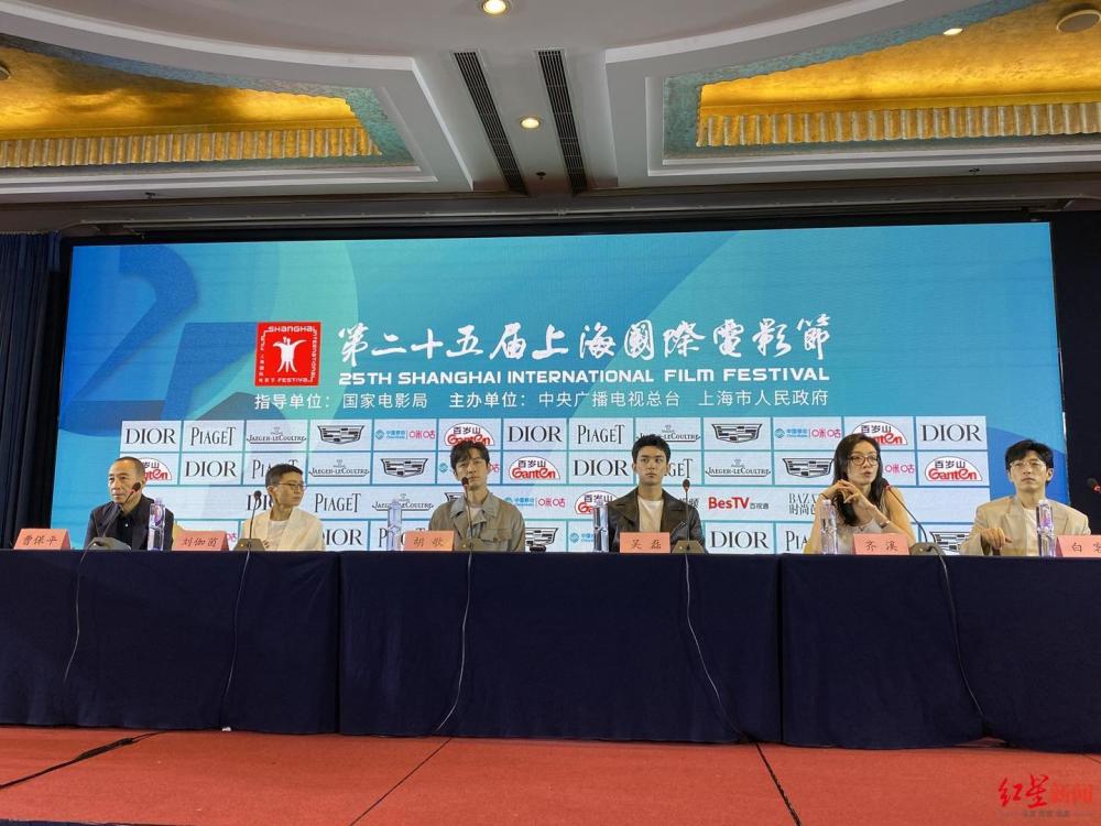 胡歌谈新片《不虚此行》：这个角色治愈和温暖了失去母亲的我