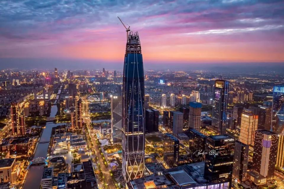 宁波中心大厦|浙江第一高楼,奔赴一个全新未来!_腾讯新闻