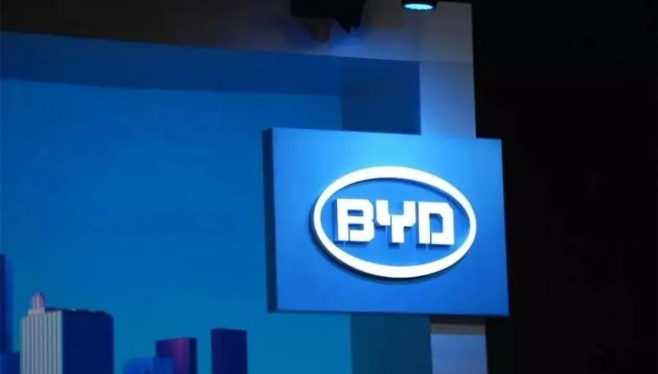 641