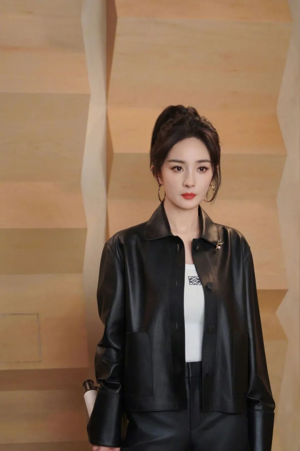 拿捏了八字刘海,就拿捏了杨紫的美貌