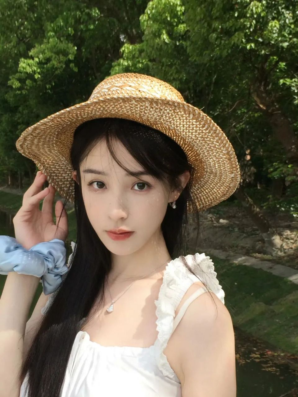 斗鱼歌姬斗鱼平台被封后,让钻粉取消关注,不要给平台活跃度!