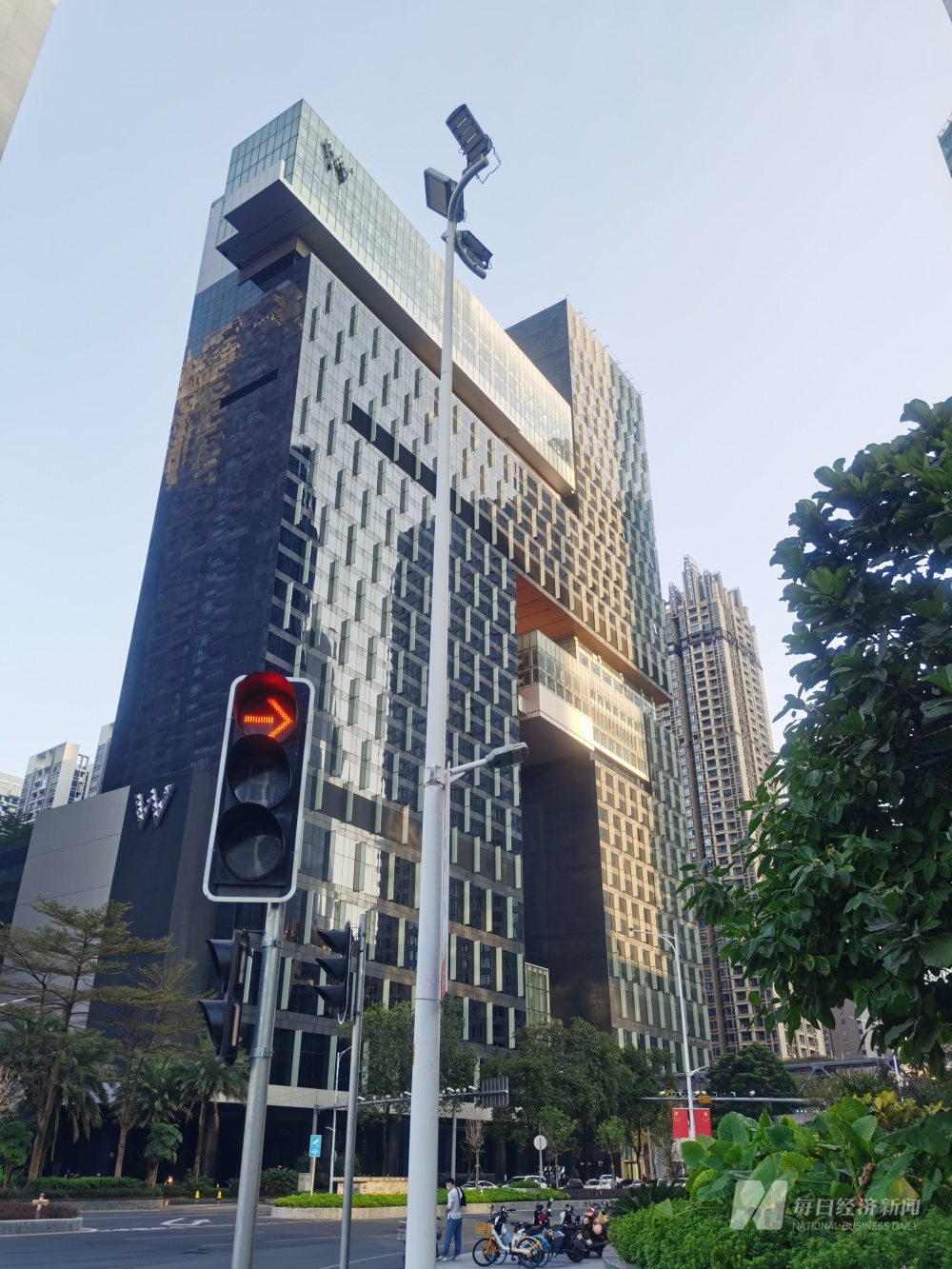 广州w酒店将停业整顿?工作人员:运营调整_腾讯新闻