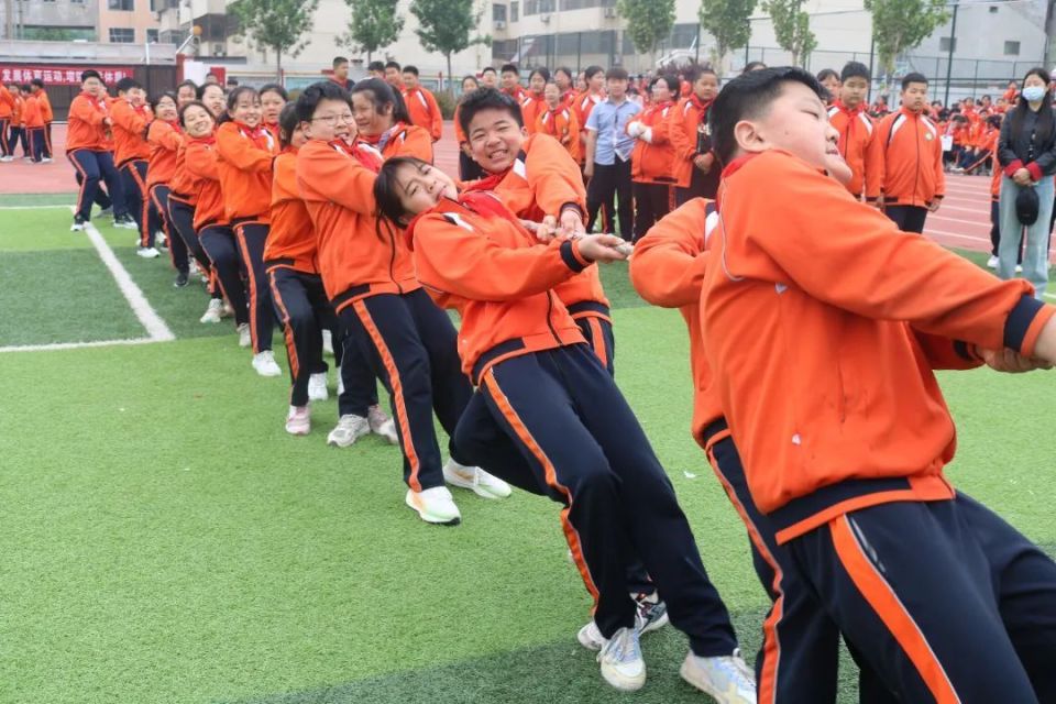 东关小学金河中学东城中学宋江武校第一初级中学郓城广大师生的澎湃与