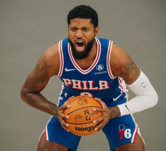 费城8号,76人官方社媒晒保罗-乔治定妆照