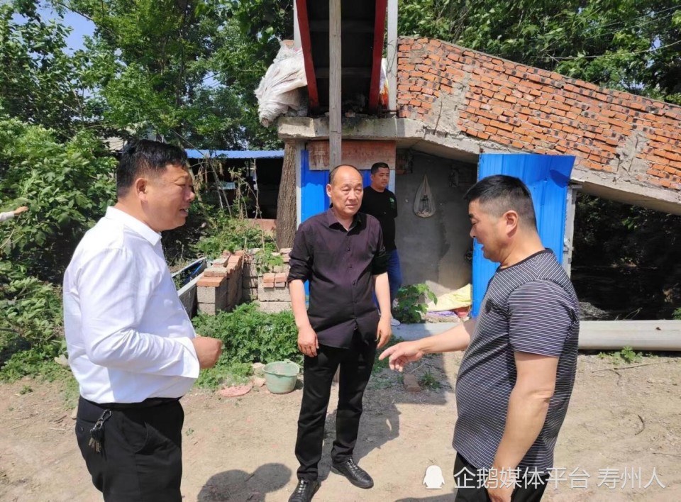 寿县双桥镇:进村入户听诉求合力宣传筑平安