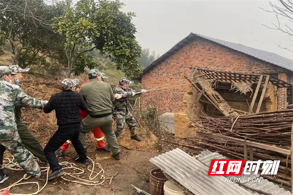 永兴县黄泥镇:干群合力提质乡村风貌_腾讯新闻