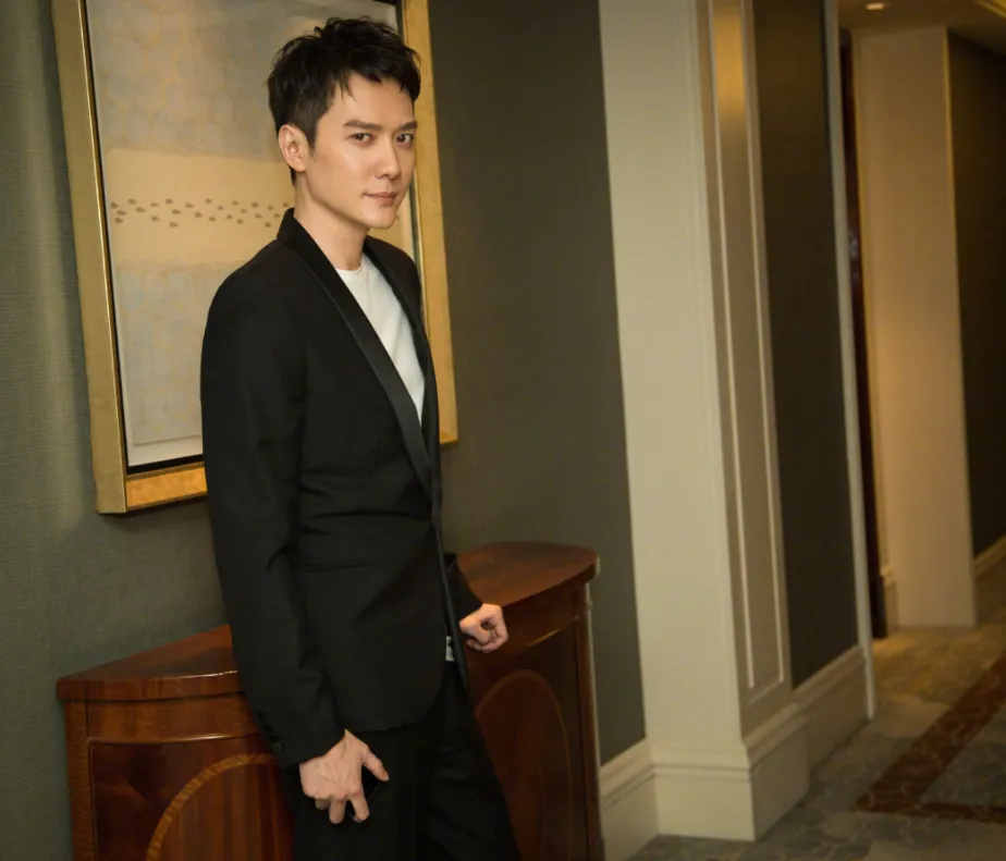 倪妮赵丽颖和冯绍峰分手后演艺事业发展千差万别