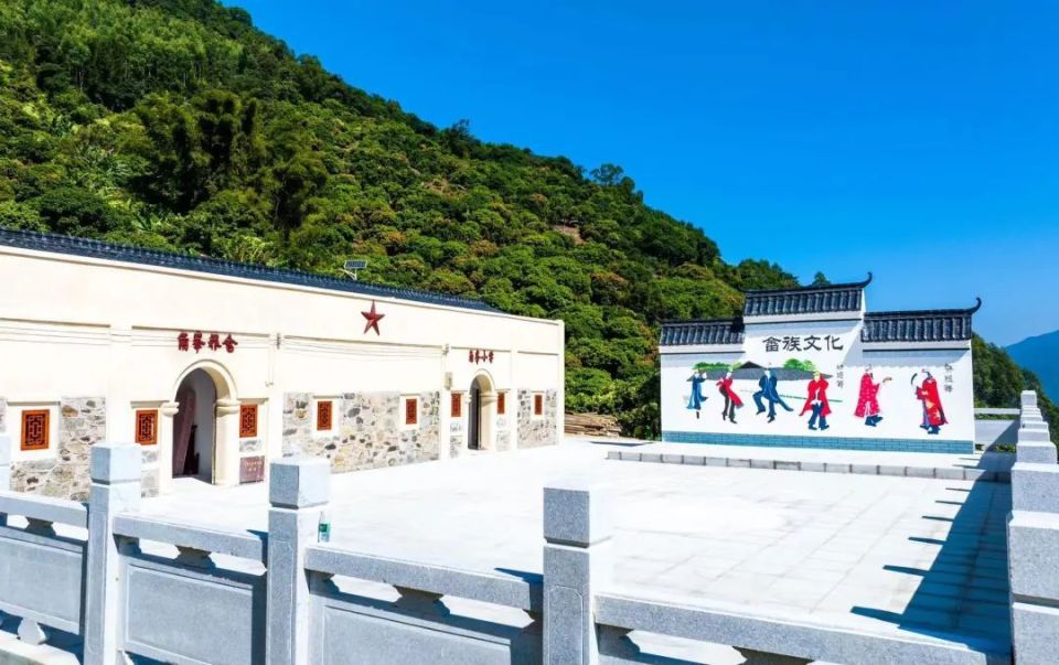 "五一"假期去哪儿丨九龙峰