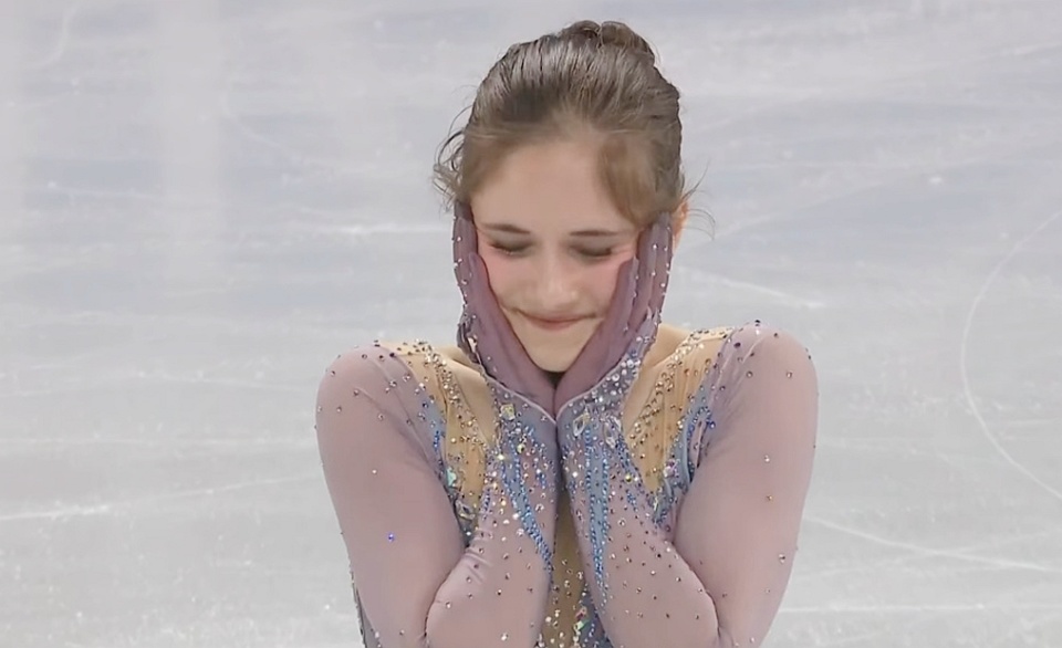 17岁天才少女惊艳花滑世锦赛靠颜值火出圈获赞史上最美