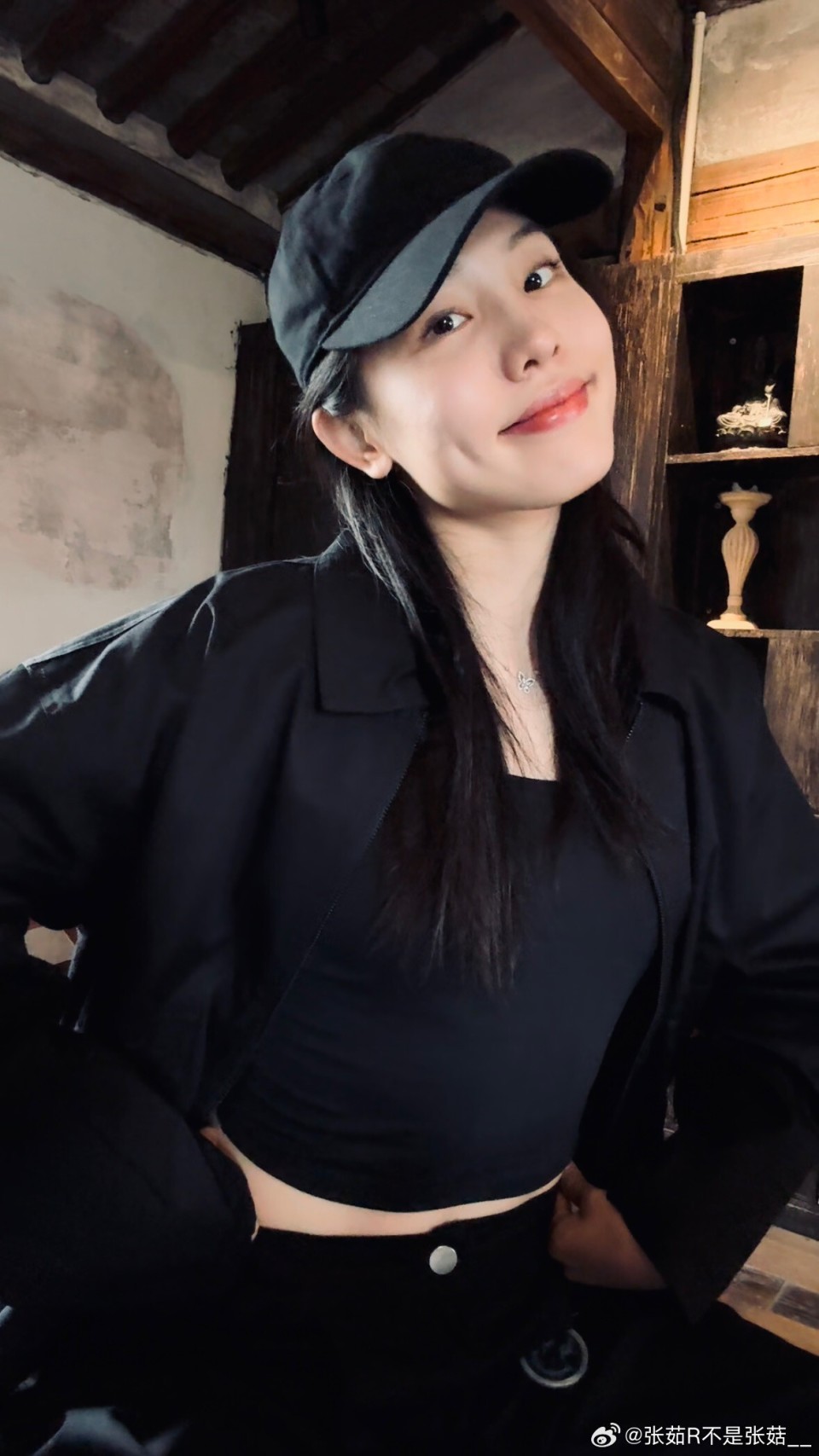 中国女篮张茹更新社媒分享生活照