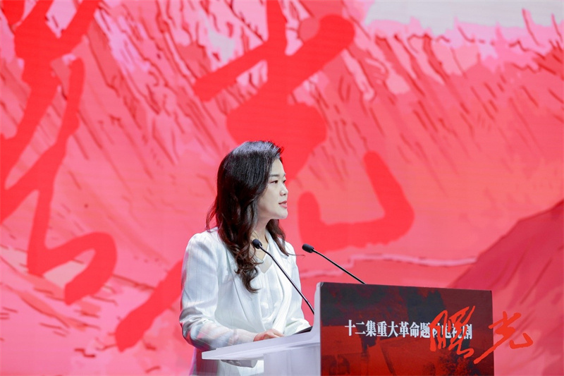 陕西省榆林市米脂县委副书记,县长杨树森在致辞中表示,《曙光》不仅