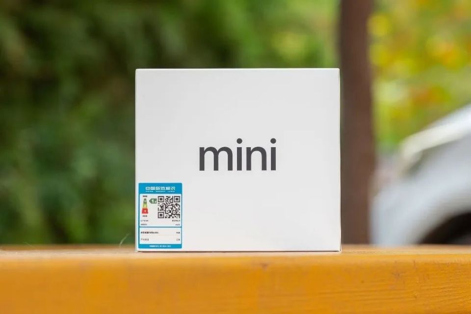 年轻人的第一台Mac电脑？——Mac Mini 2024开箱体验_腾讯新闻