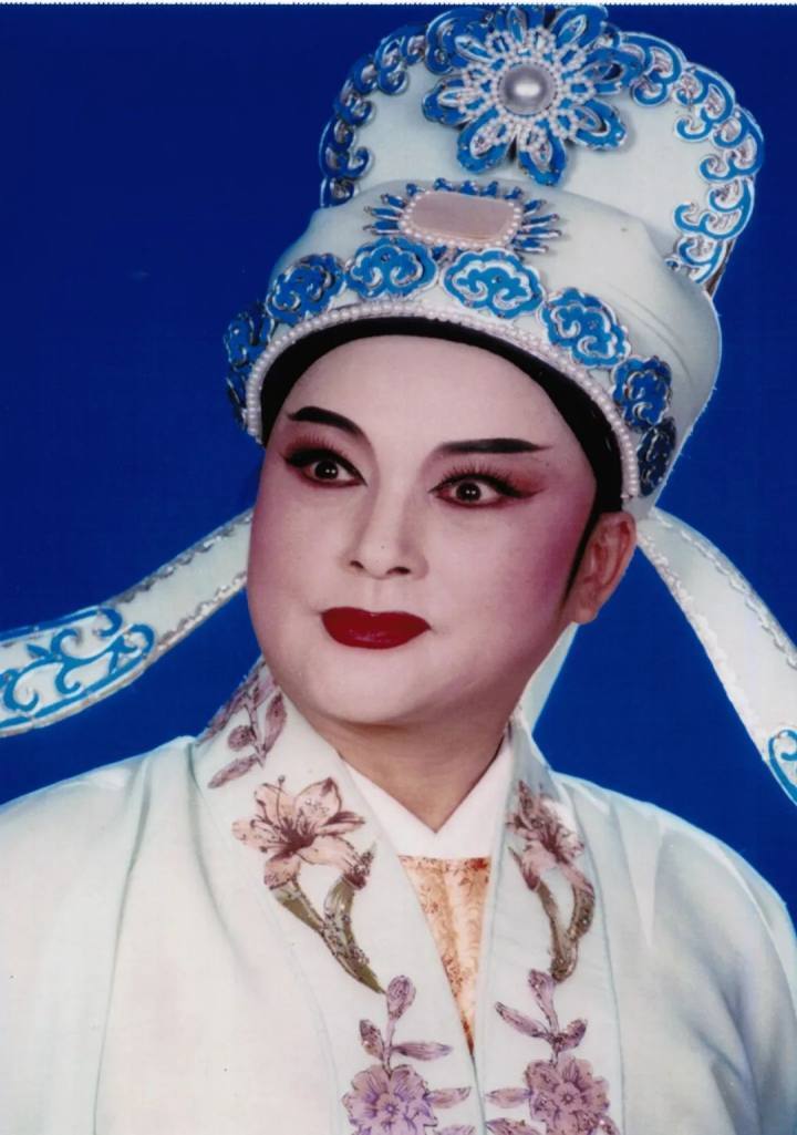 越剧表演艺术家王少楼今晨逝世她被誉为浙南小范瑞娟