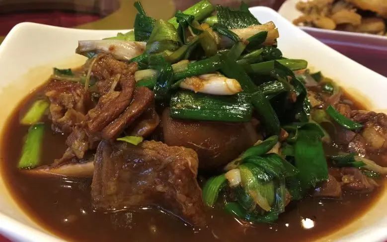 中午在明珠湖生态服务中心就餐,这里的鱼料理每天都是新鲜捕捞,从渡湖