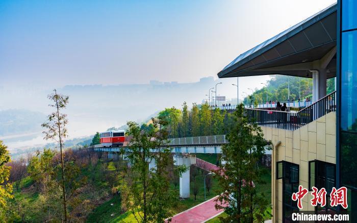 寻觅金色宝藏时光重庆礼嘉智慧园时光缆车正式投用