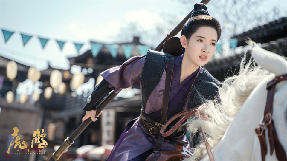 王玉雯《虎鹤妖师录》挑战打戏 手持长枪飒爽英姿-腾讯新闻