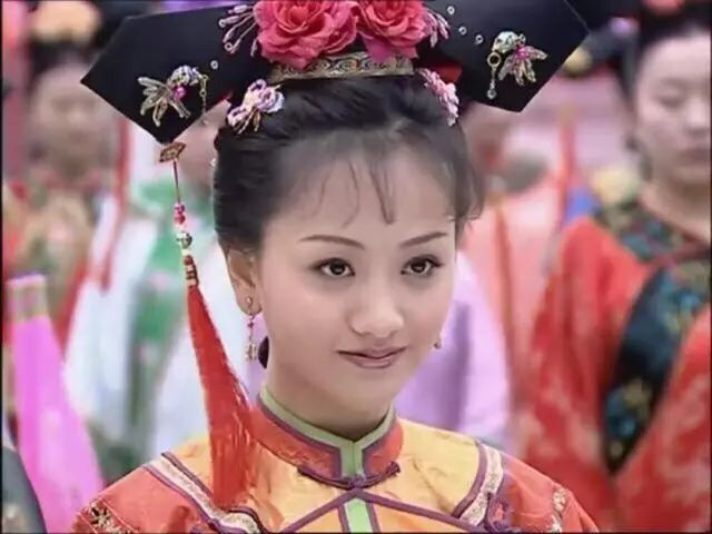 杨蓉过43岁生日:比33岁女星还要娇俏,一直出演配角有点可惜