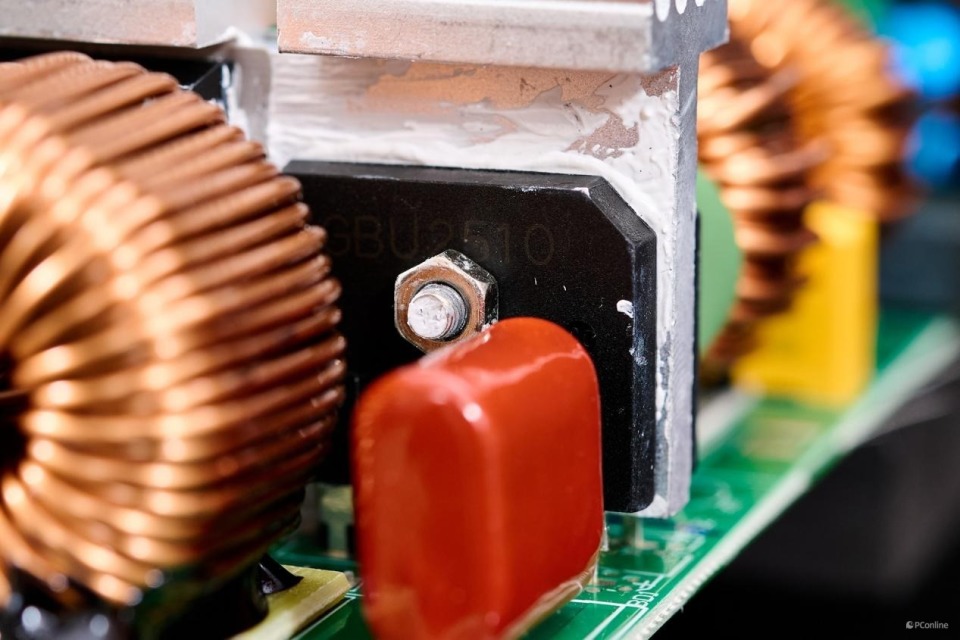 atx3.0规范加持,航嘉重火力ax1100g三叉戟金牌全模电源拆解