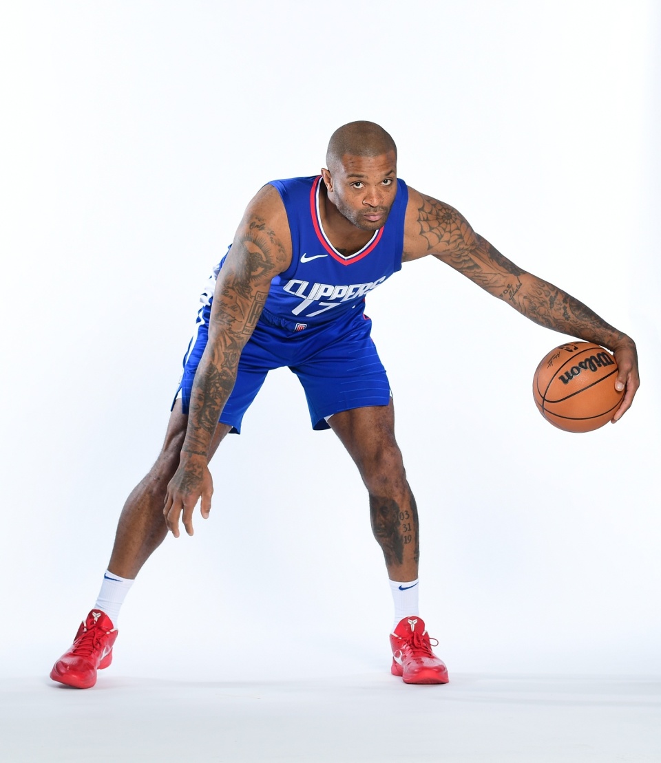 卢塔克和祖巴茨联手限制了约基奇我们赢球靠的是防守和意志