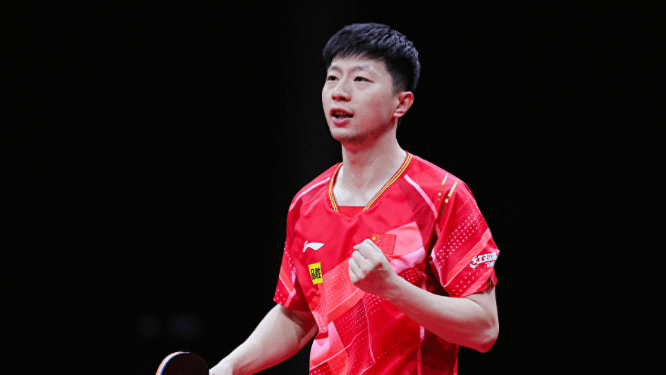 说马龙老了就是贬低他了吗他该不该退出了国家队