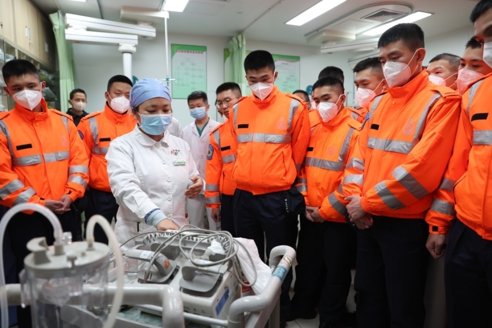 152名香港消防处新入职消防员来粤研习