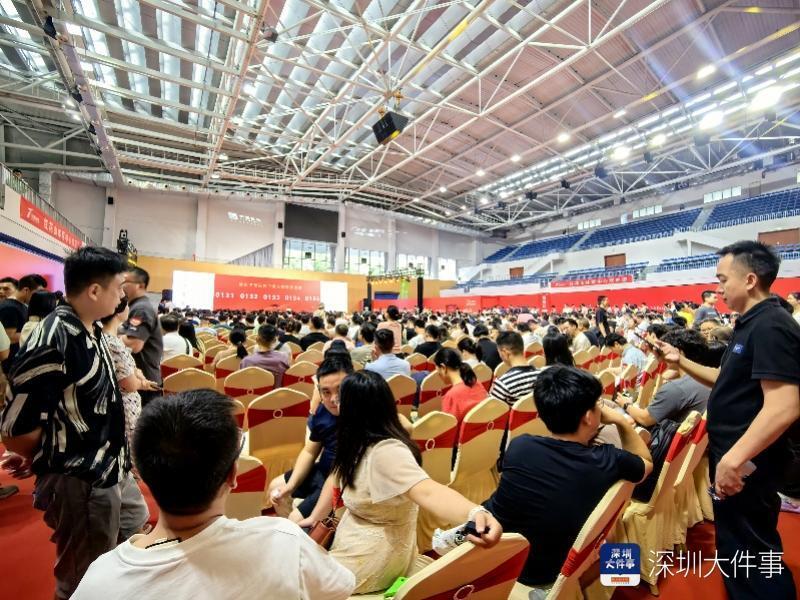 10月深圳新房销量提前破1万套，二手房网签录得量将破8千_腾讯新闻