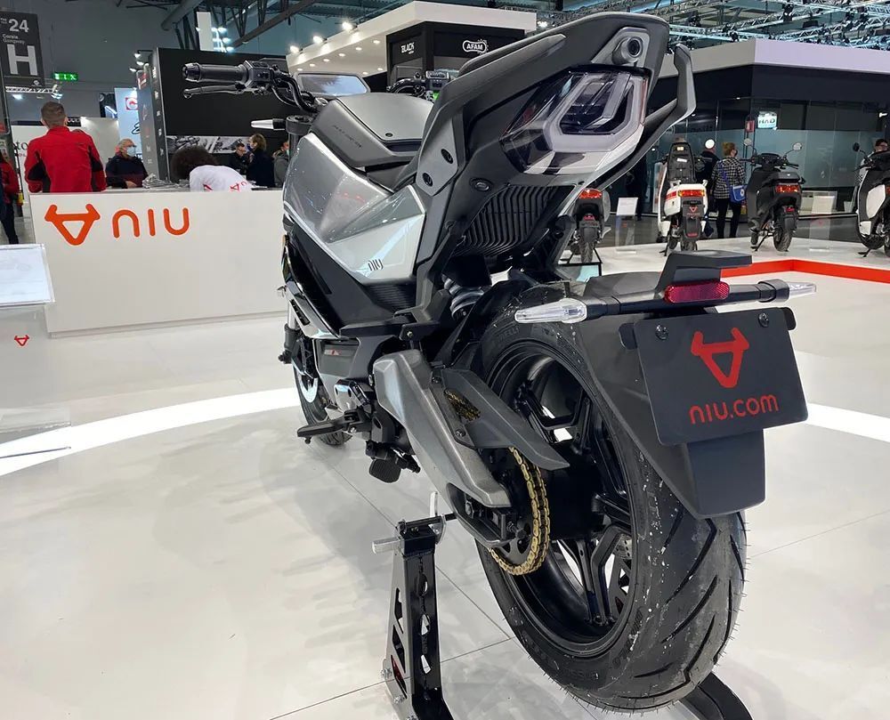 极速160kmh小牛史上最快电摩rqi即将上市