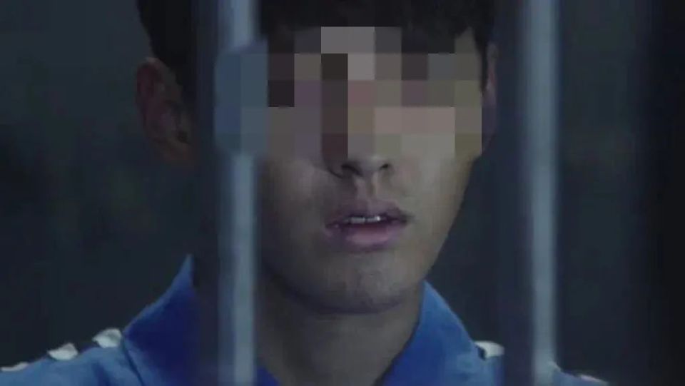 天天创作正能量歌曲!