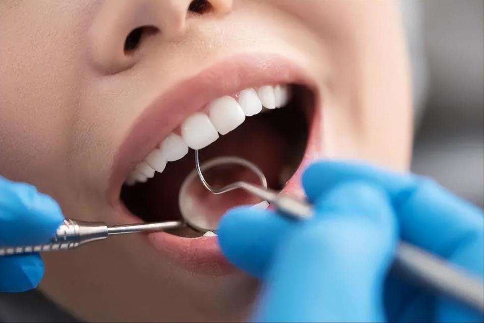 对心血管系统产生影响,这就是为什么牙龈出血和口臭这样的看似小问题