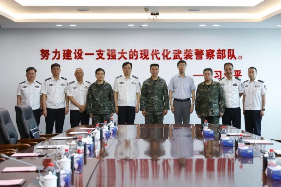 陈源少将对上海司法行政系统和监狱系统一直以来对武警部队建设的支持