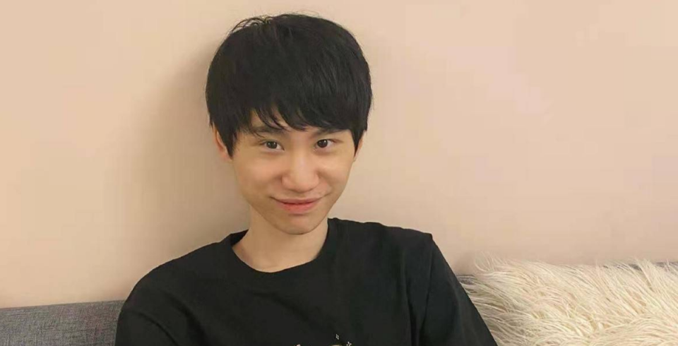 rookie开怼doinb见人就咬自己算是踩到狗屎没办法