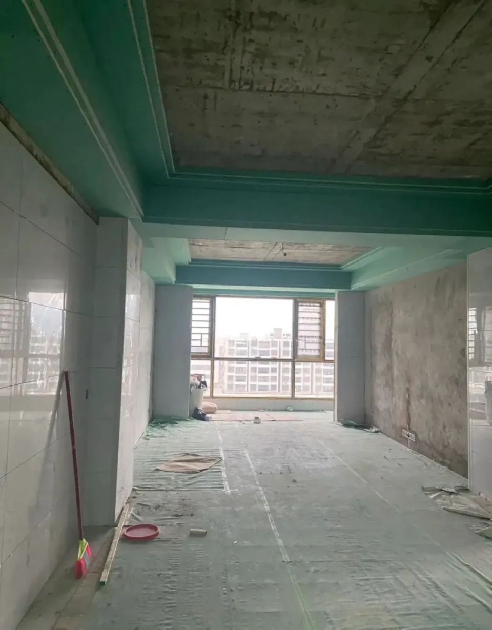 楼层普遍矮,再做吊顶空间太压抑