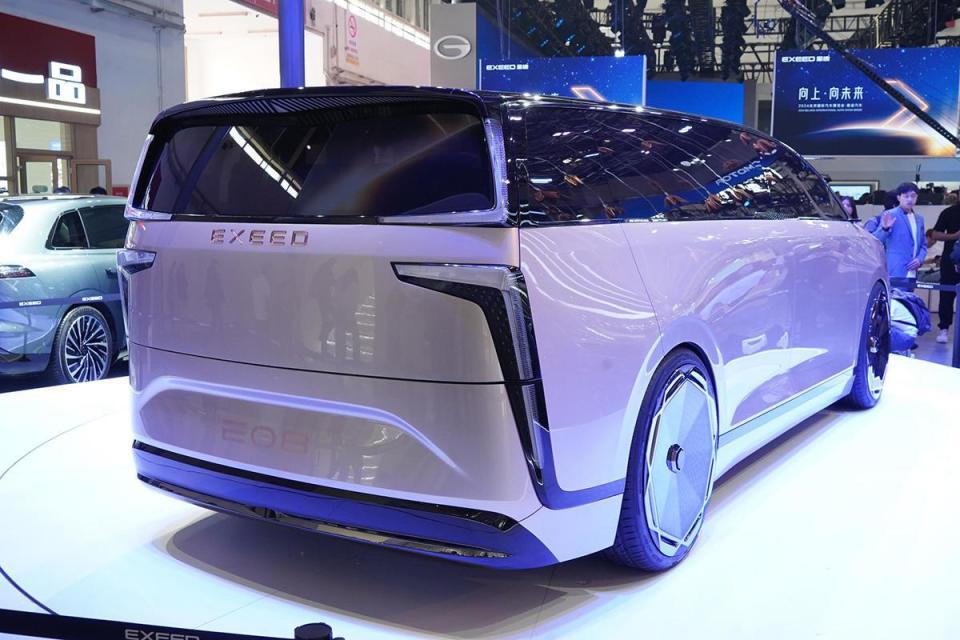 奇瑞全新mpv概念车亮相,车长超5.2米,侧滑门,2 2 3座椅布局