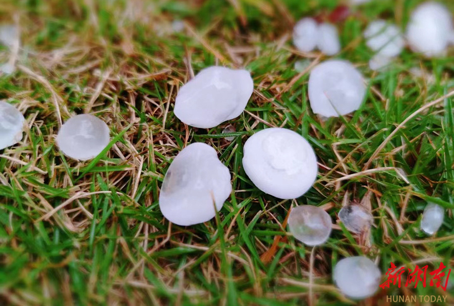 67长沙突降冰雹_腾讯新闻