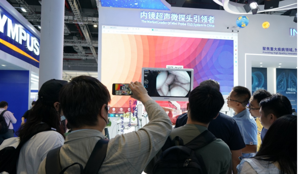 cmef首日,国产小探头超声内镜引领者携重磅产品来袭-腾讯新闻