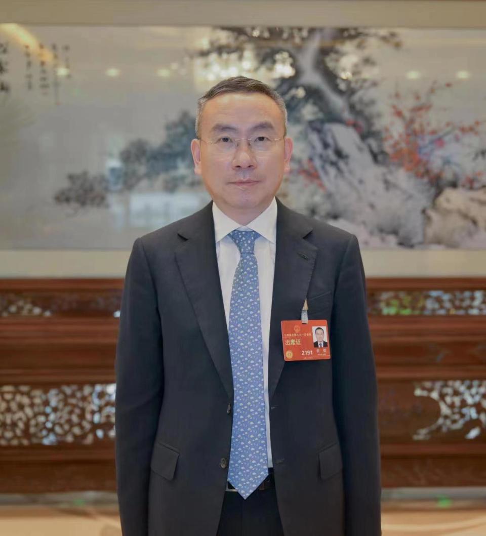 【财眼观两会】全国人大代表黄毅：多措并举支持实体经济高质量发展_腾讯新闻