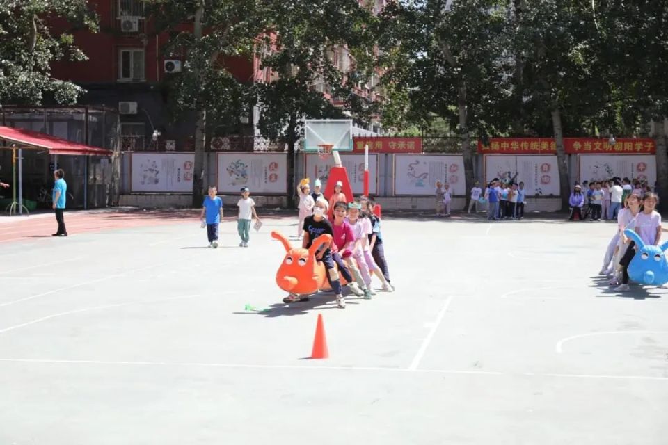 快乐溢出屏幕!首都少年儿童这样过"六一"