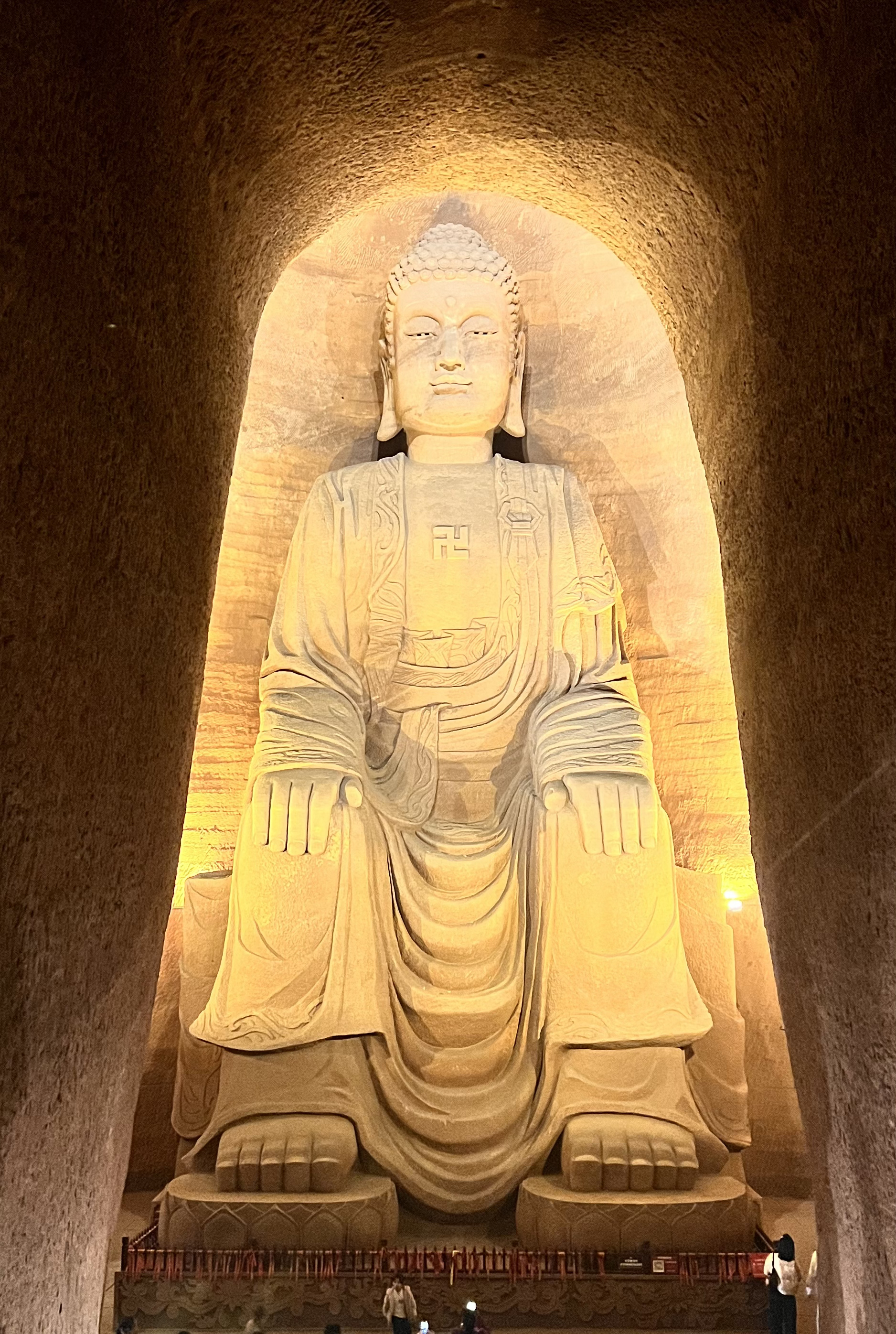 东方佛都-地宫33米释迦牟尼坐佛像-最佳拍摄机位