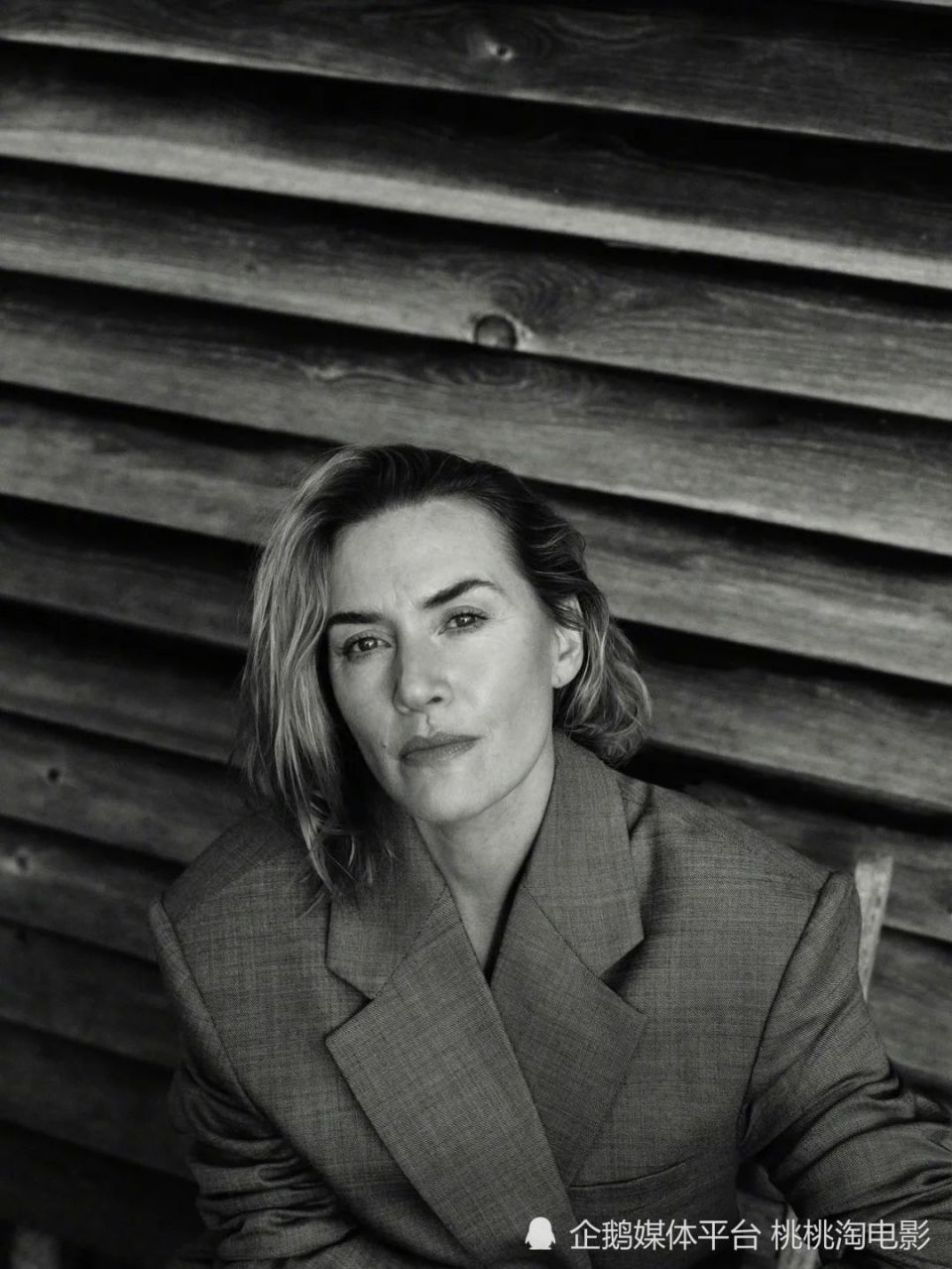 影后凯特·温斯莱特全新杂志大片,新剧《政权》变身专横女首脑