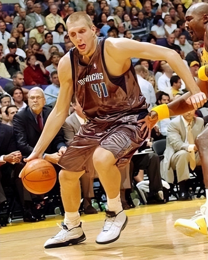 nba最难看的10款球衣:撞色多次上榜,小牛"塑料袋"让库班破防