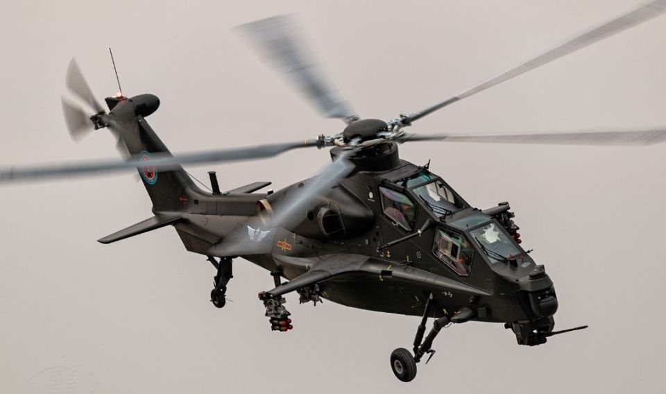 中国实力直10me武装直升机真机首次亮相境外航展