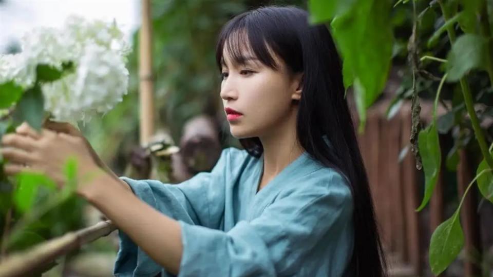 李子柒回应去哪儿了别急她坐得住定能立得起