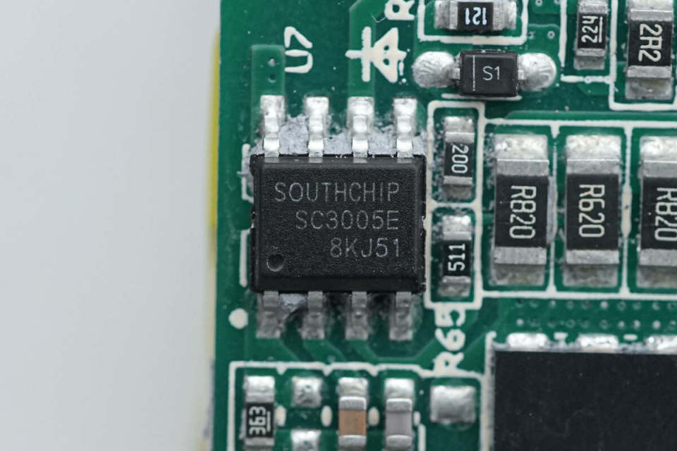 性能强悍,原来内部是这样设计,贝尔金200w桌面氮化镓充电器拆解