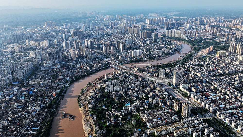 新华社记者 张爱林 摄这是在广西钦州市拍摄的已经全线贯通的龙门大桥
