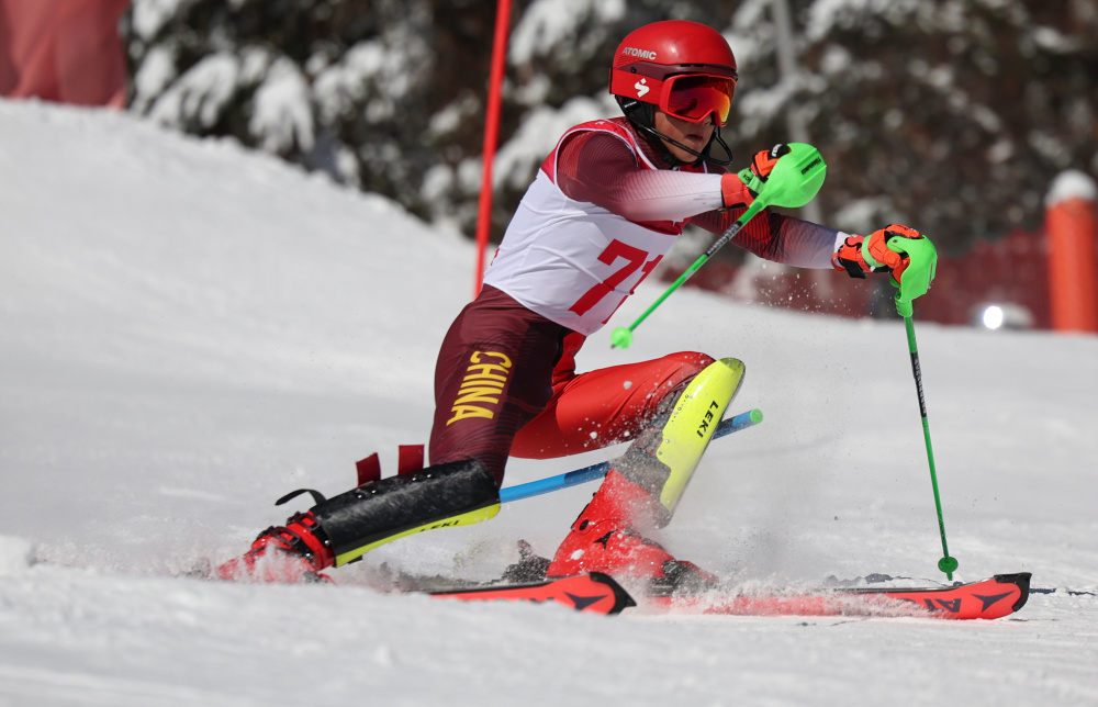 高山滑雪——男子回转赛况