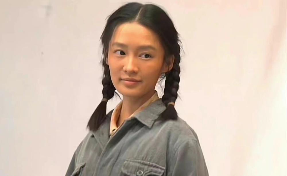 下呗,整个高抬腿干啥,巧珍的柔韧度,都比专门学习舞蹈的高亚萍还要好