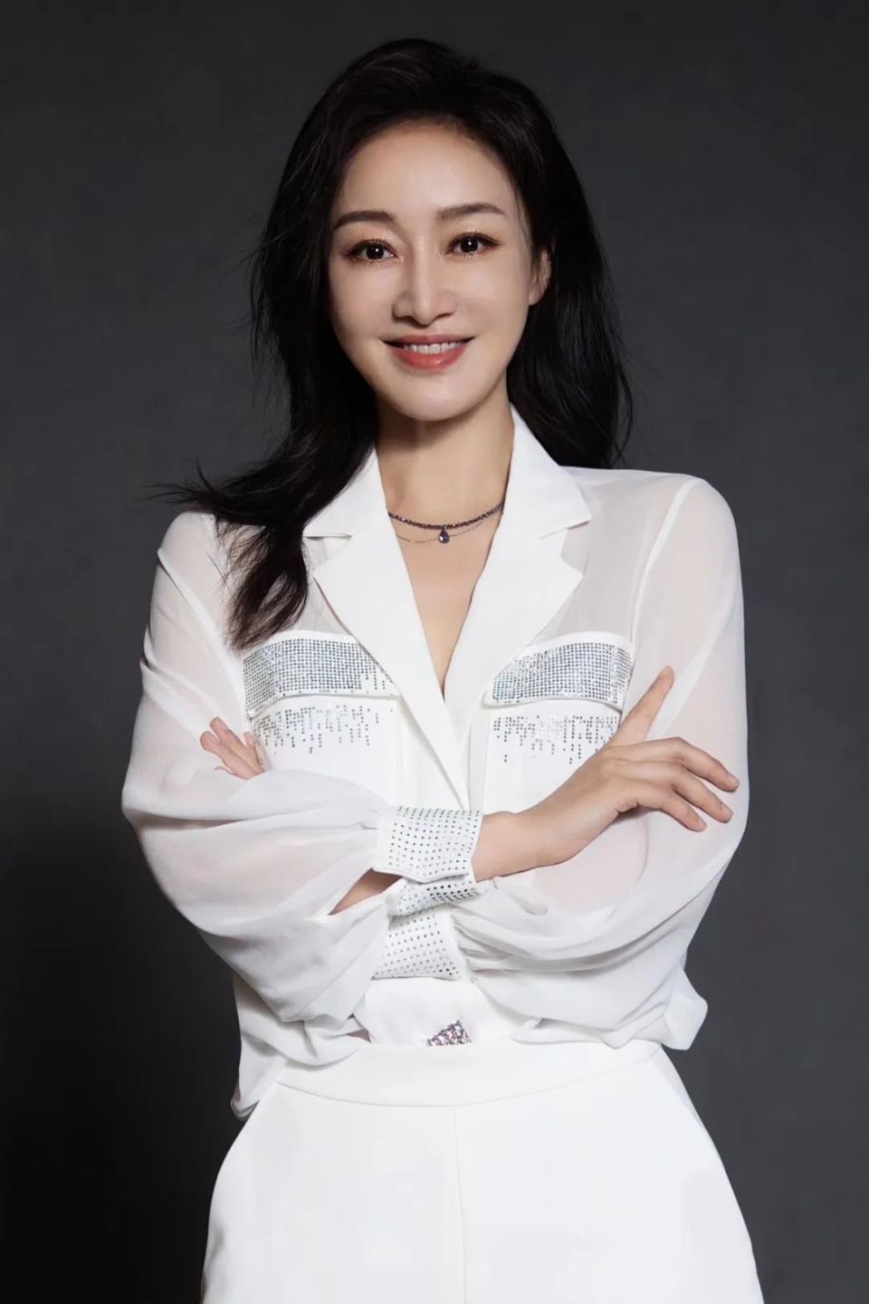 赵子琪:"换个活法",在百变角色中成就更好的自己_腾讯新闻